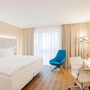 Hotel Nh, MHG